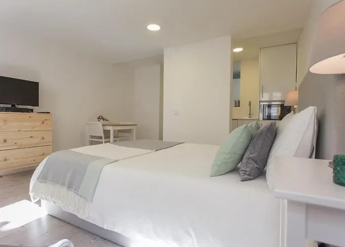 Santana Location * Lisboa